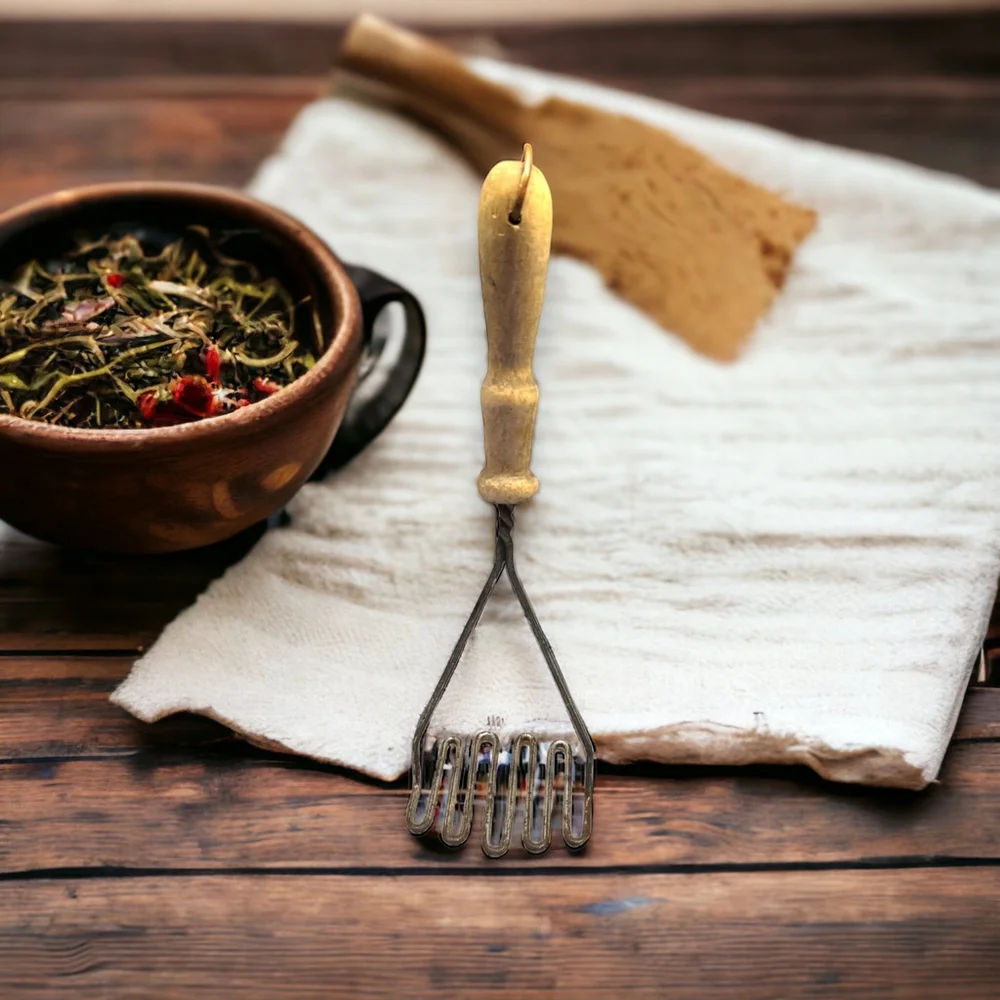 Rustic Potato Masher Vintage Retro Natural Wood Gadget Farmhouse Kitchen Decor